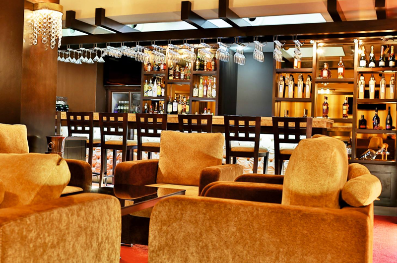 Фотография заведения «Crystal Plaza Restoaurant»