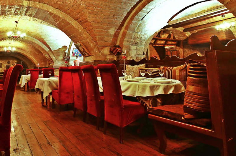 Fayton Club məkanının şəkli