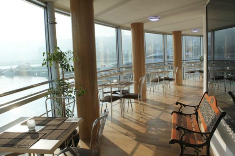 Photograph 3 of Yacht Club