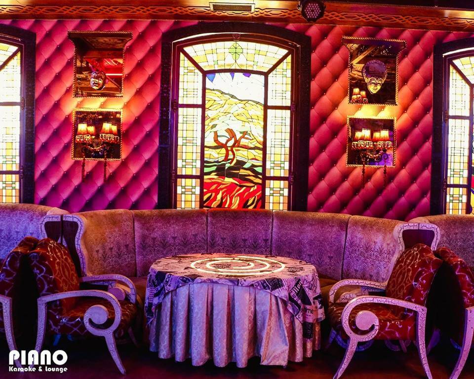 Photograph of Piano Lounge