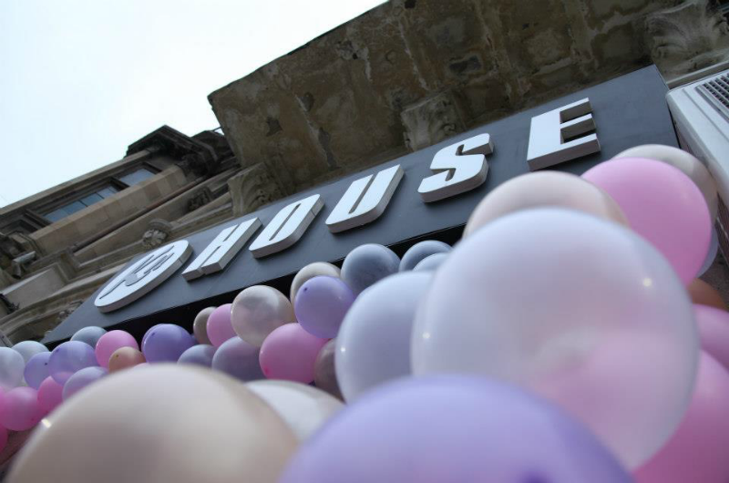 KN House məkanının şəkli