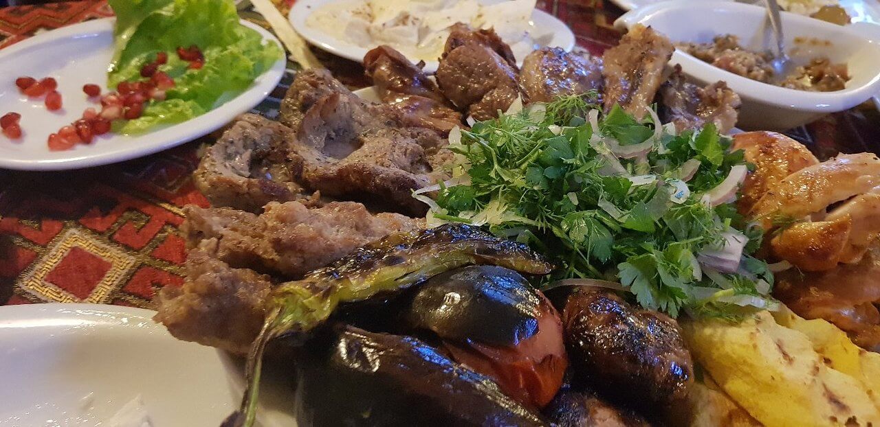 Фотография 1 заведения «Dolma »