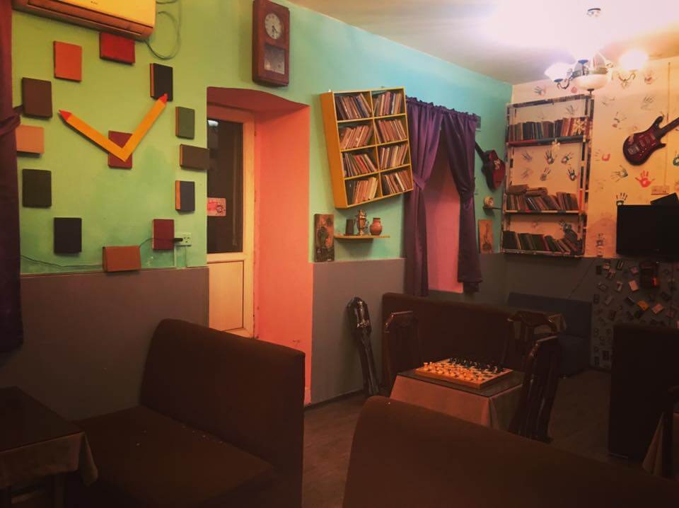 Troll Book Cafe məkanının şəkli